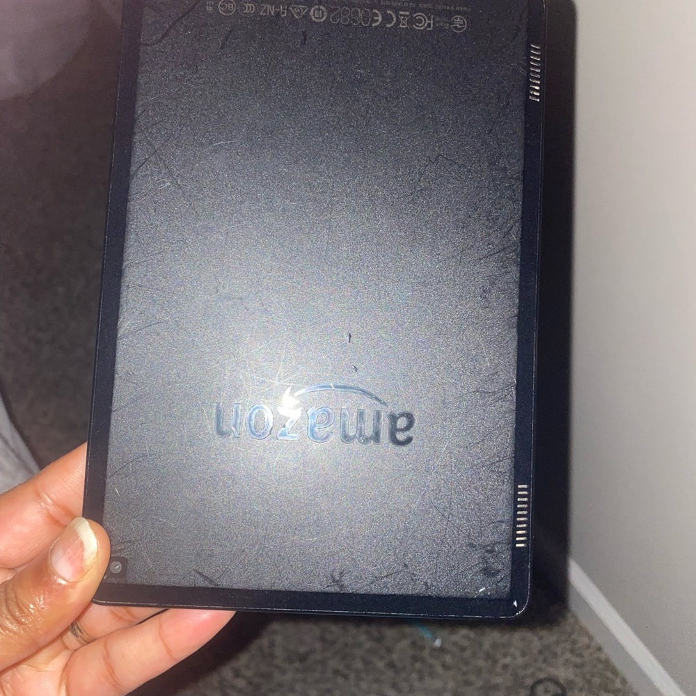 Kindle - Picture 2 of 2